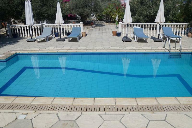 Villa Layla Кирения Экстерьер фото