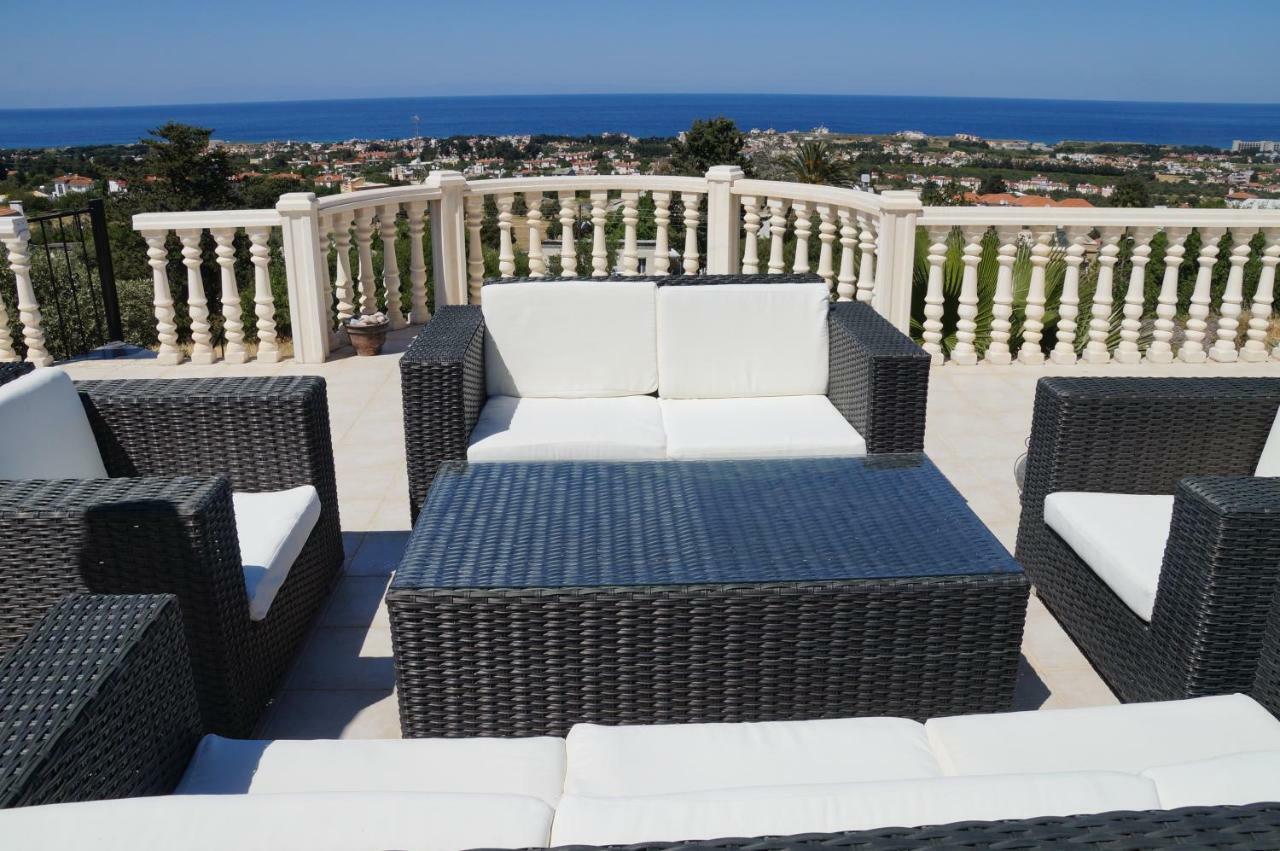 Villa Layla Кирения Экстерьер фото